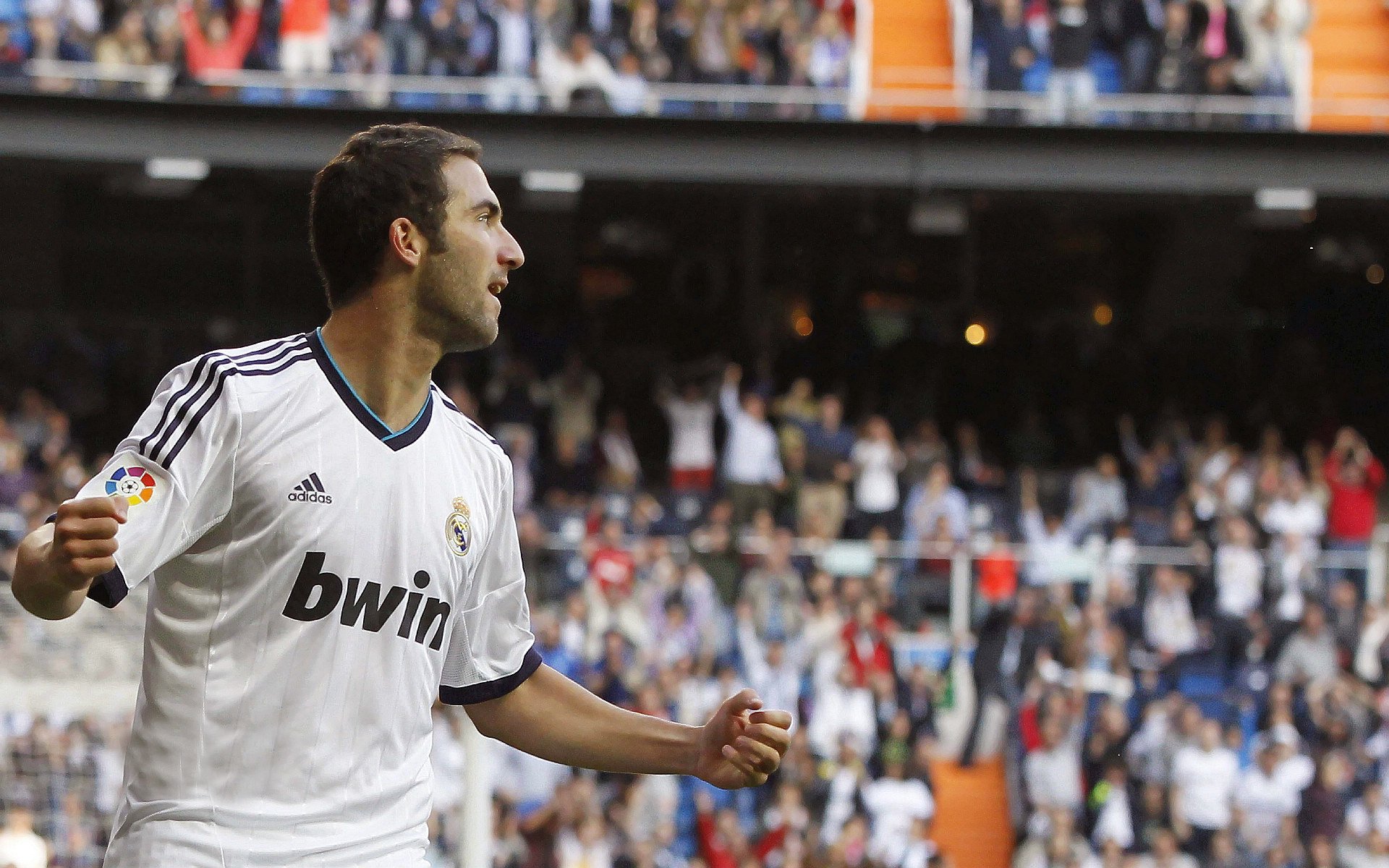 非洲雄狮轻取奥地利，迪巴拉刷新纪录闪耀友谊赛